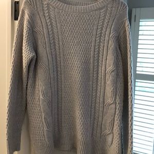 Oversized gray Gap sweater